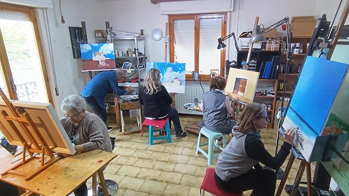 Sansepolcro, apre la mostra Prospettica: 70 artisti dagli 8 agli 84 anni a CasermArcheologica