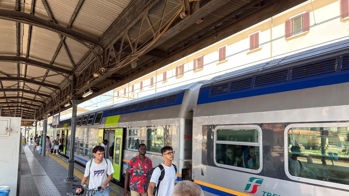 Sciopero treni di 24 ore il 7 e 8 settembre: orari, fasce protette e rimborsi