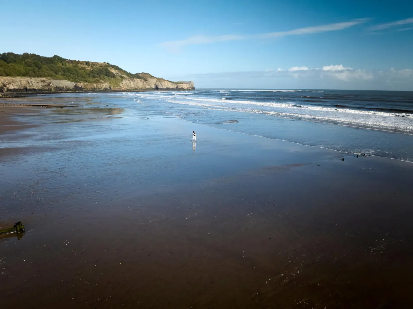 Spiaggia di Whitby. Foto di VisitBritain Daniel Wildey