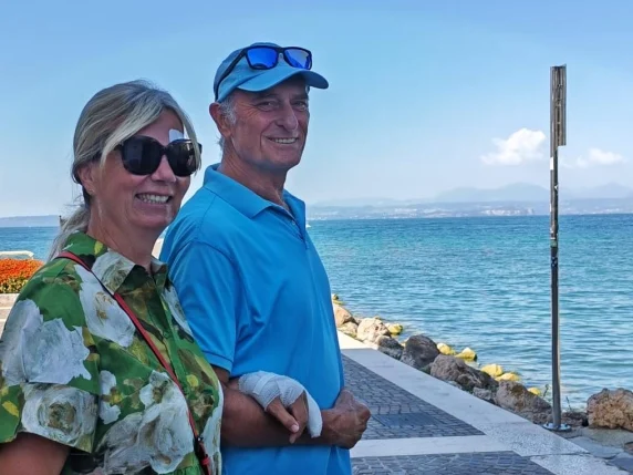 turisti feriti