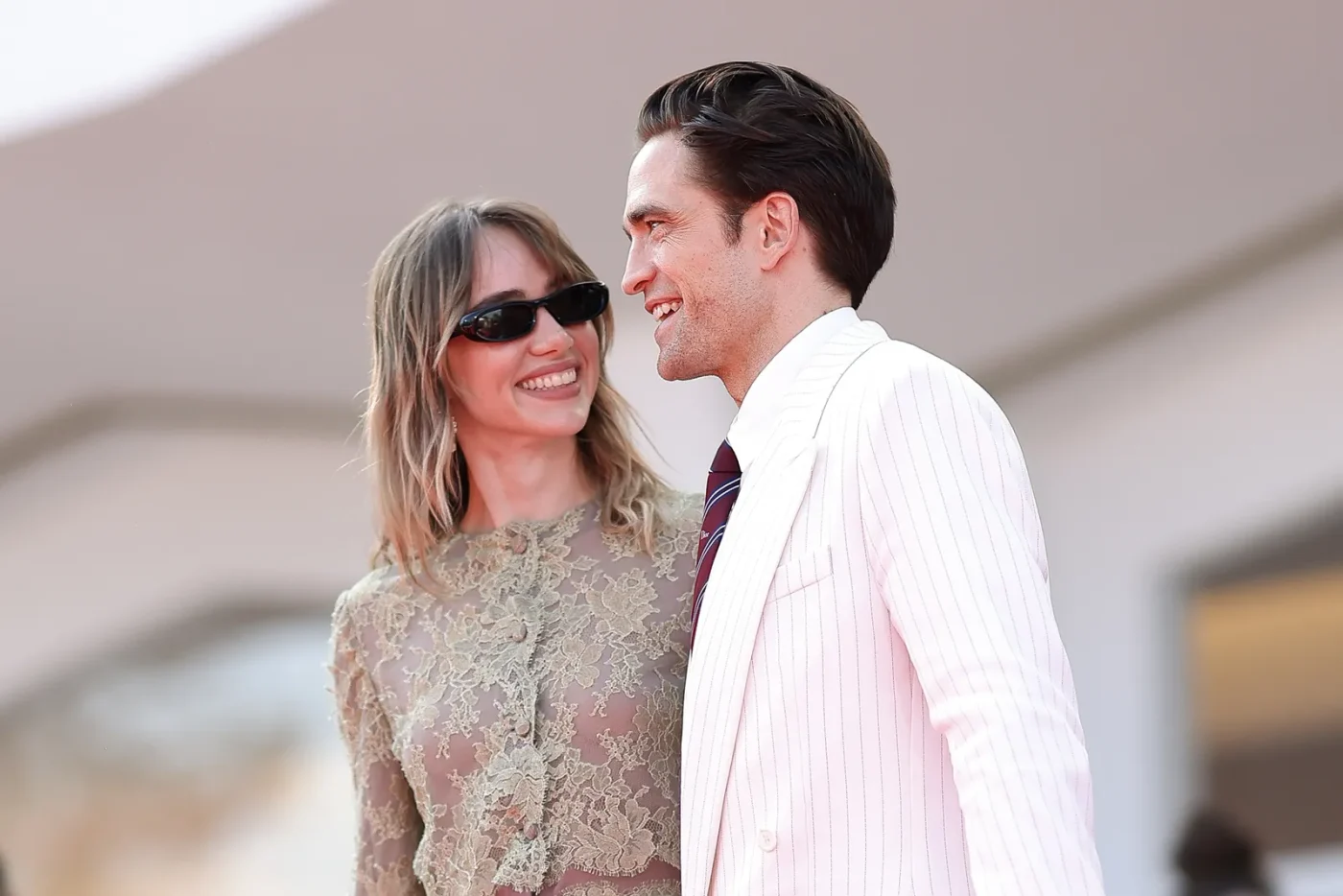 VENICE ITALY SEPTEMBER 05 Robert Pattinson and Suki Waterhouse