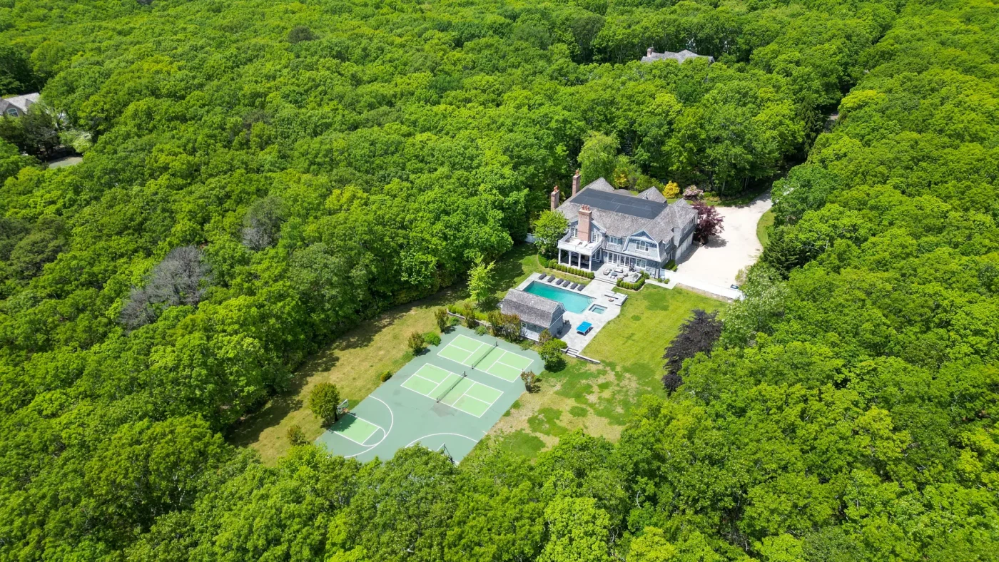 Aerial view of Libbie Mugrabi