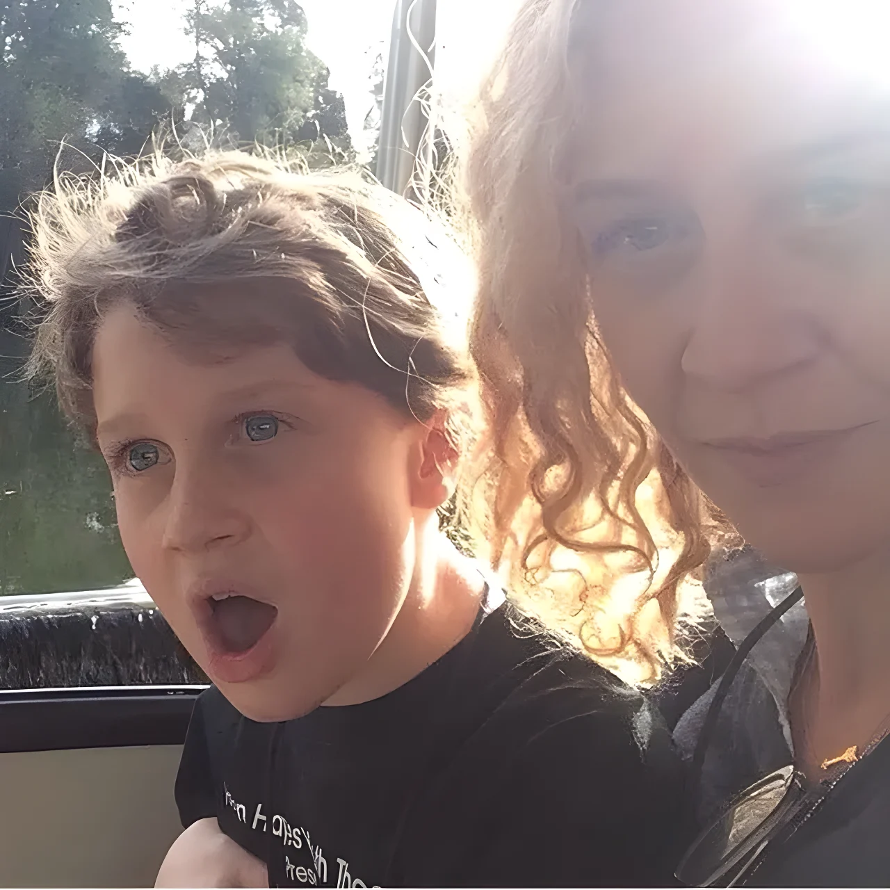 Ariel Ehrlich and his mom Katie Rosman.