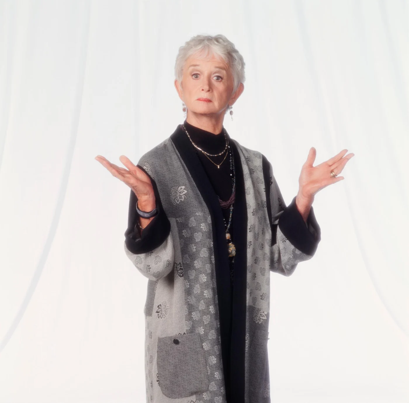 Barbara Barrie as Helen