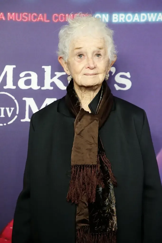 Barbara Barrie ended her life at 95