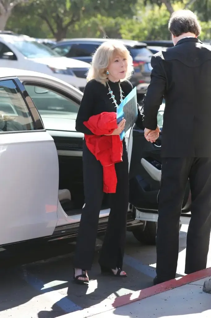 Barbara Eden looked so radiant