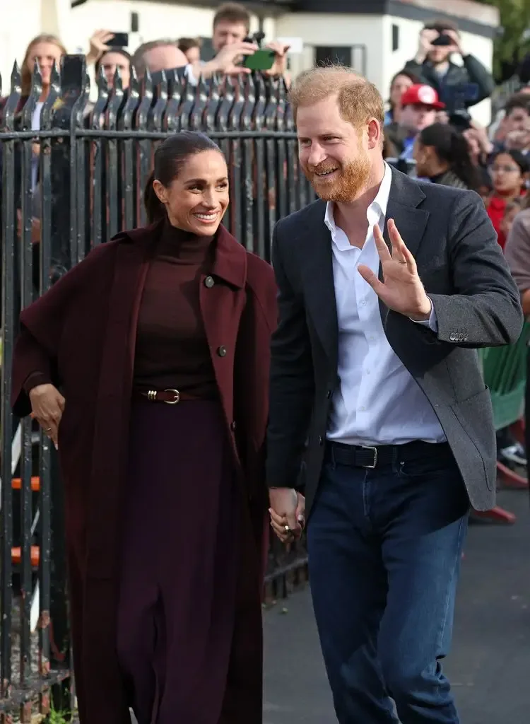 Britain's Prince Harry, Duke of Sussex and his wife Meghan, Duchess of Sussex, arrive to visit the Community Recording Studio (CRS) in Nottingham, central England on October 15, 2026.