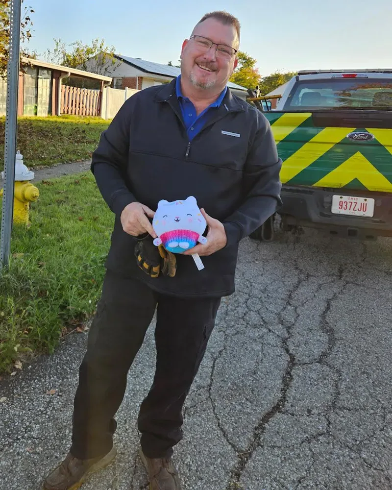 City Employee Helps Rescue 5-Year-Old Girl