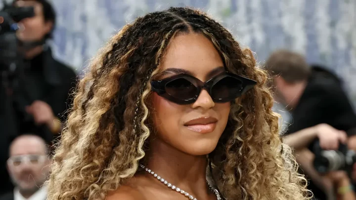 Blue Ivy Towers Over Beyoncé and Tina Knowles Backstage in Rare Three-Generation Photo as She Joins Jay-Z Onstage