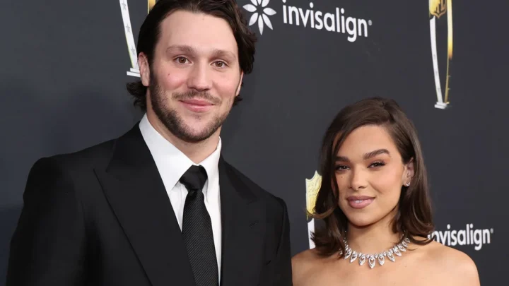Inside Josh Allen’s Bye Week Beach Escape with Hailee Steinfeld and Baby Harper as the Buffalo Bills Lock In for Lamar Jackson
