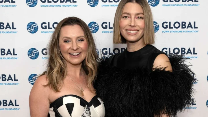 Jessica Biel Confirms the '7th Heaven' Reboot Is Dropping the Original Cast and Tackling Raw Modern Family Crises