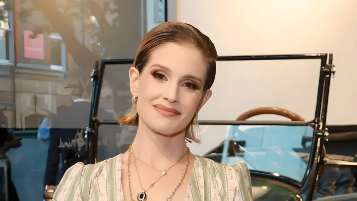 Kelly Osbourne Stuns in Dramatic Halloween Transformation Following Emotional Year of Healing and Personal Loss