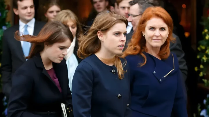 Sarah Ferguson Re-Emerges in London With Beatrice and Eugenie After Months Abroad Following Epstein Fallout