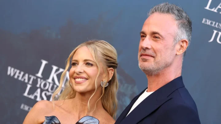 Sarah Michelle Gellar Left Fans Doing a Double Take After Unveiling Son Rocky’s Striking Transformation into Freddie Prinze Jr.’s Exact Spitting Image