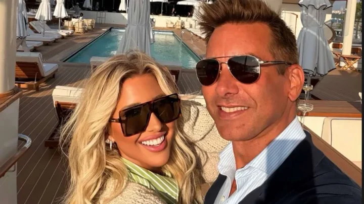 Savannah Chrisley Secretly Marries Jason Galanis in Tropical Ceremony Ahead of First Baby