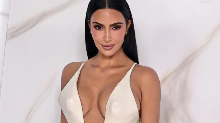 Top Celebrity Red Carpet Fashion Moments: Kim Kardashian, Elle Fanning, and the Outfits Dominating Global Premieres