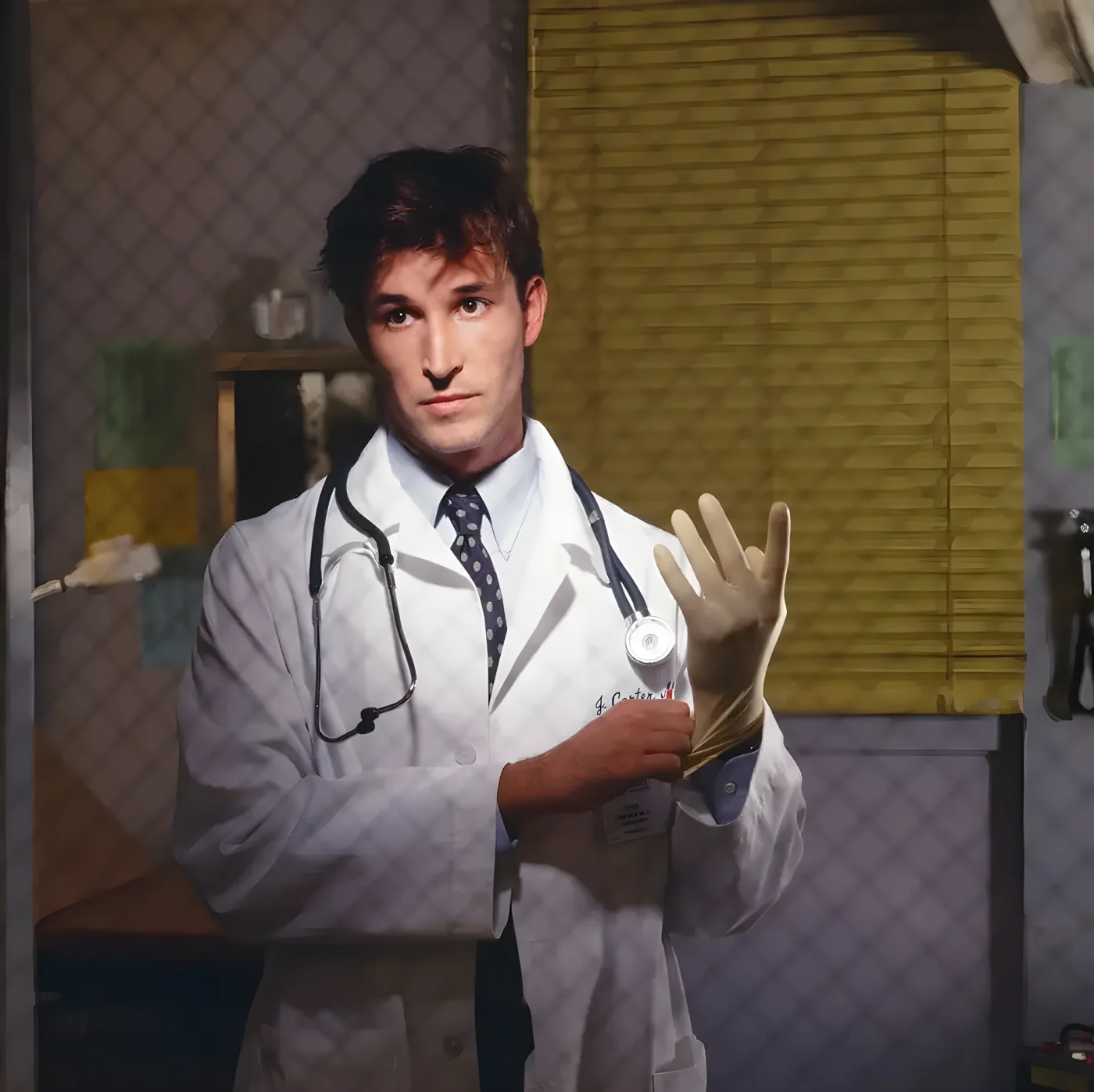 ER -- SEASON 4 -- Pictured: Noah Wyle as Doctor John Carter