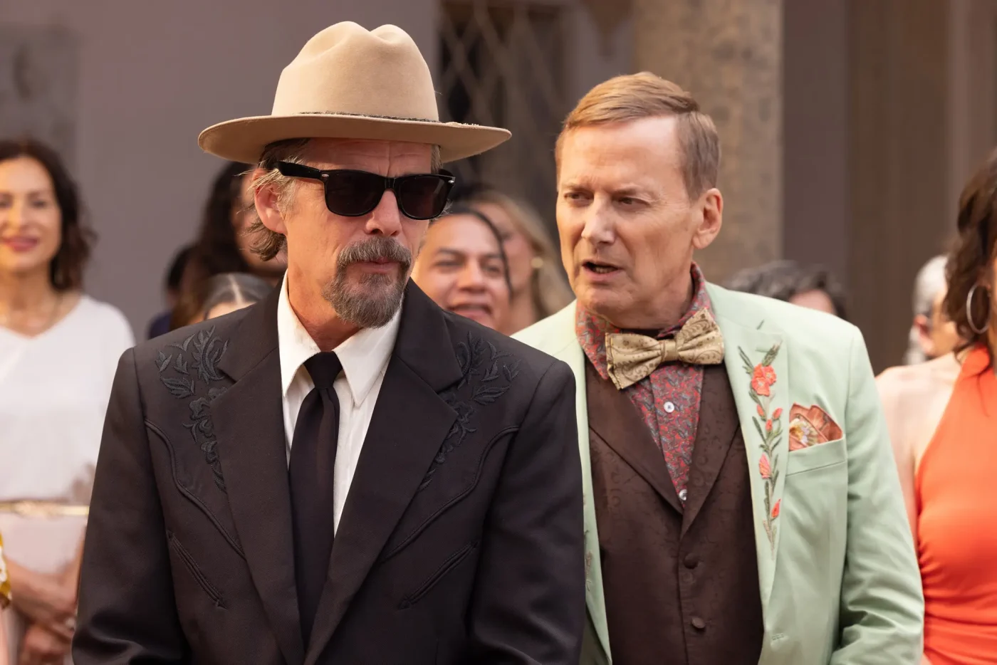 Ethan Hawke and Michael Hitchcock in THE LOWDOWN