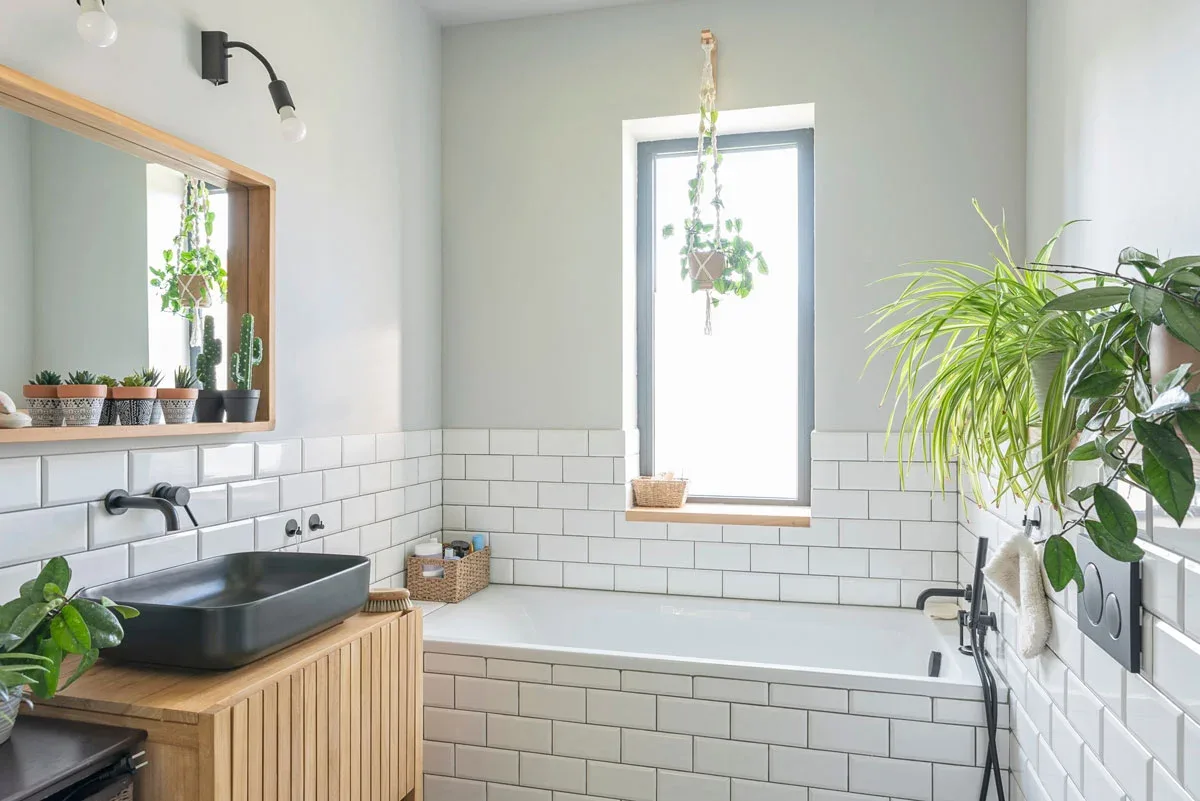 Everyone swears by cozy bathroom rugs and trendy vessel sinks, but they ruin hygiene: here is what actually works