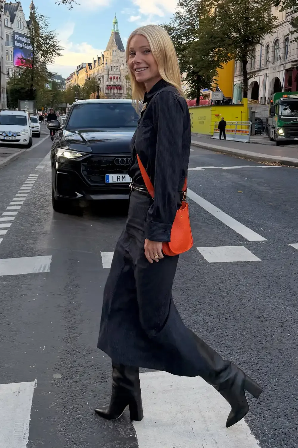 Gwyneth Paltrow Pencil Skirt