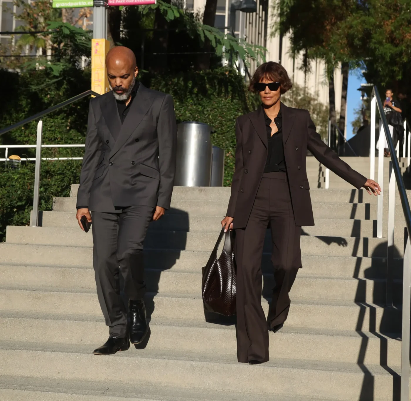 Halle Berry and Van Hunt arrive at the Los Angeles County Courthouse.