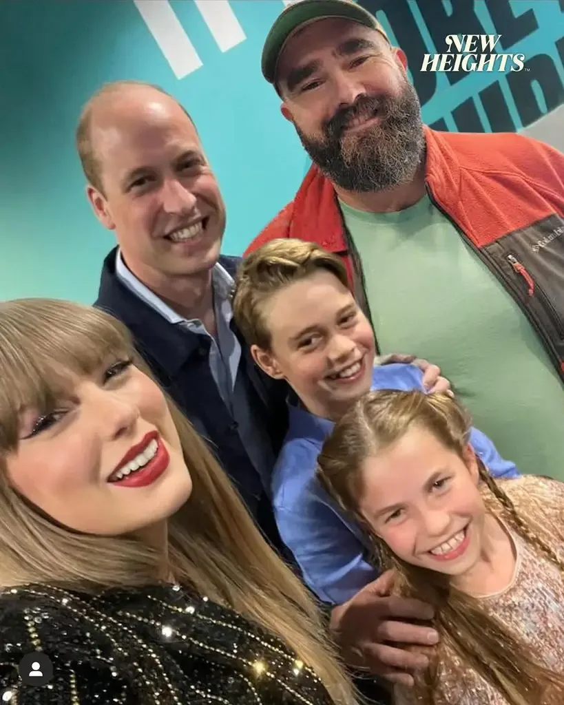 In a second picture, the brothers edited Jason into the photo instead!