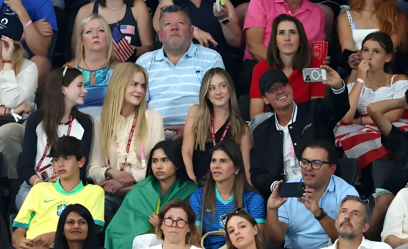 Keith Urban and Nicole Kidman with daughters Sunday and Faith