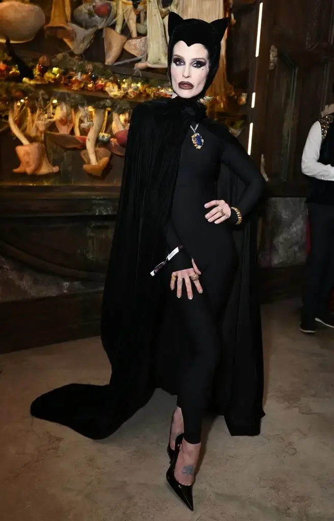 Kelly Osbourne looked incredible for Halloween