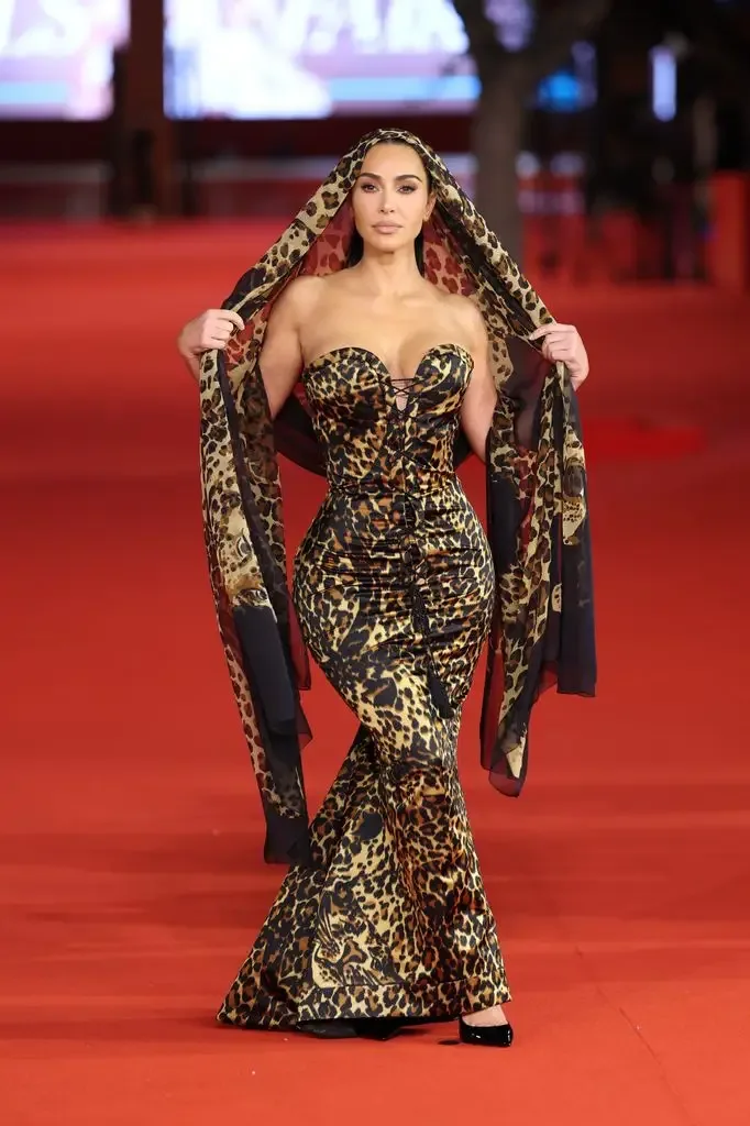 Kim wearing the 'Golden Tigress' gown from Yves Saint Laurent's fall/winter 1986-87 Haute Couture collection