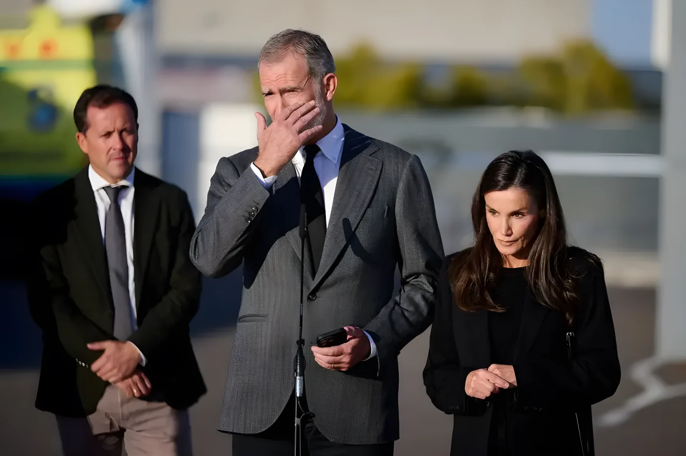 King Felipe and Queen Letizia appeared emotional following their visit to the victims of the Urda train accident at the Toledo University Hospital