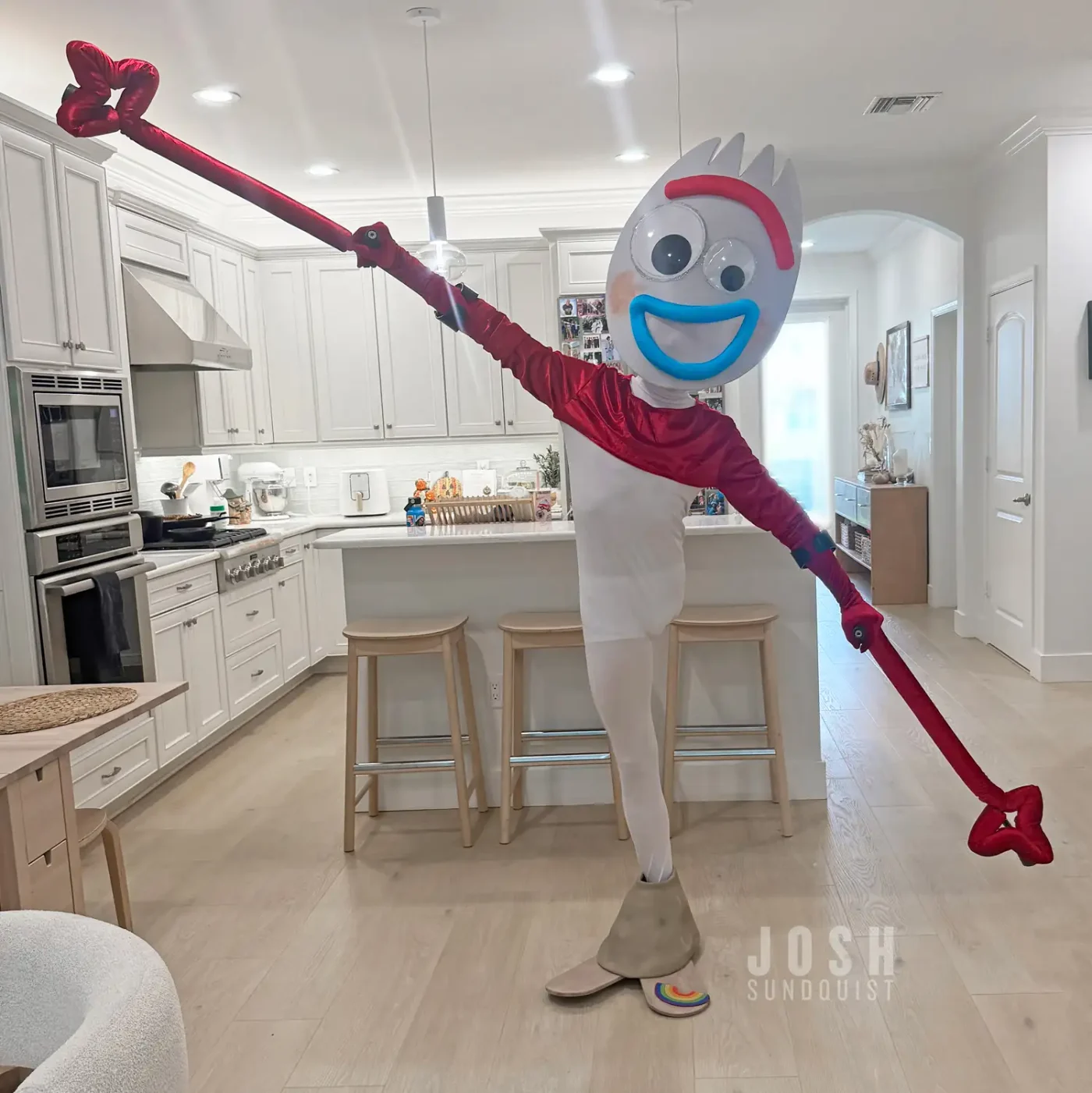 Man Who Lost Leg to Cancer Debuts New