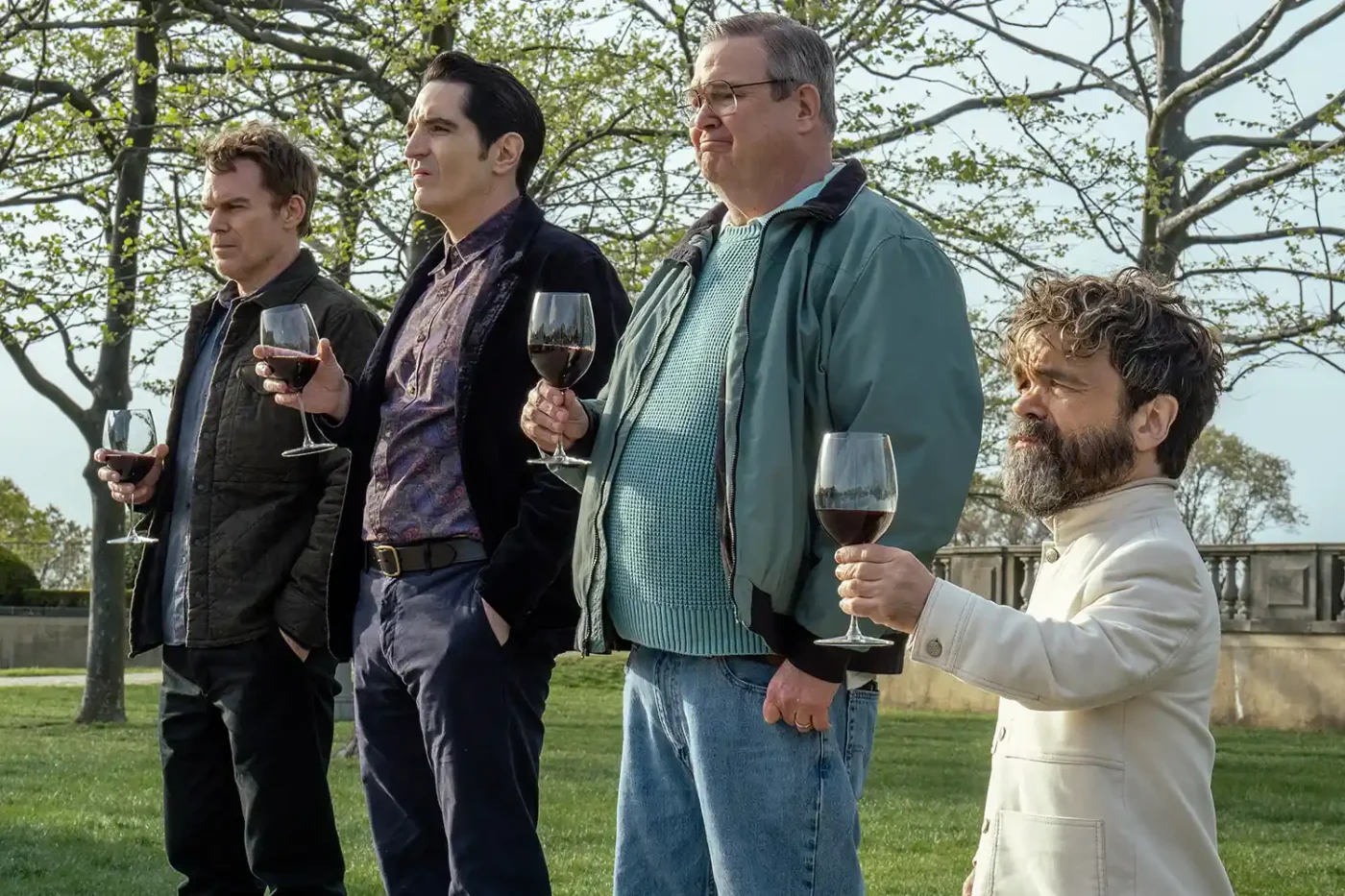 Michael C. Hall as Dexter Morgan, David Dastmalchian as Gareth, Eric Stonestreet as Al and Peter Dinklage as Leon Prater in Dexter: Resurrection, episode 7, season 1
