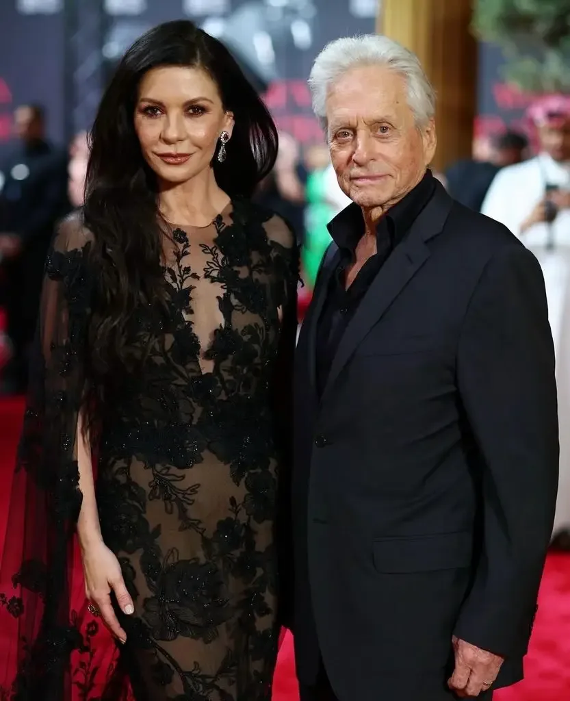 Michael Douglas and Catherine Zeta-Jones in evening wear on the red carpet