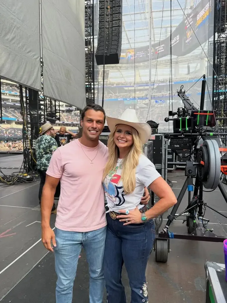 miranda lambert and husband brendan mcloughlin backstage