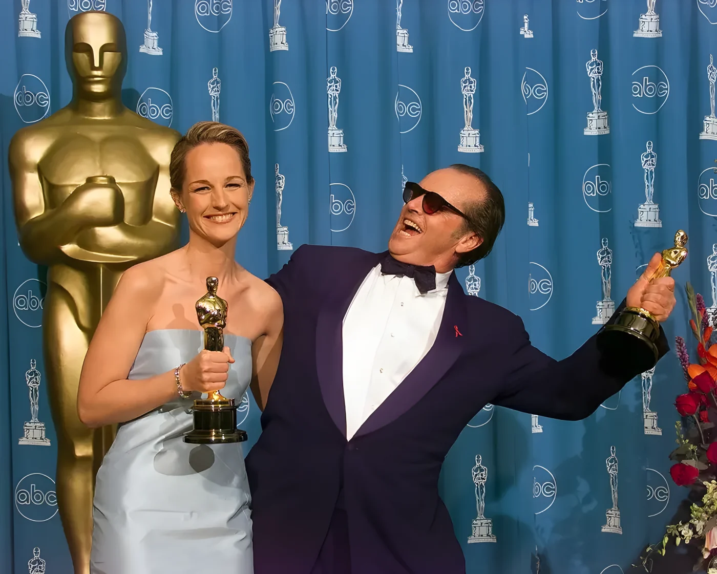 Oscar Winners Jack Nicholson and Helen Hunt backstage at Academy Awards Show, March 23, 1998 in Los Angeles, California
