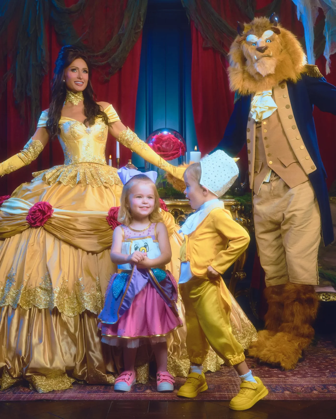 Paris Hilton and her family dressed in