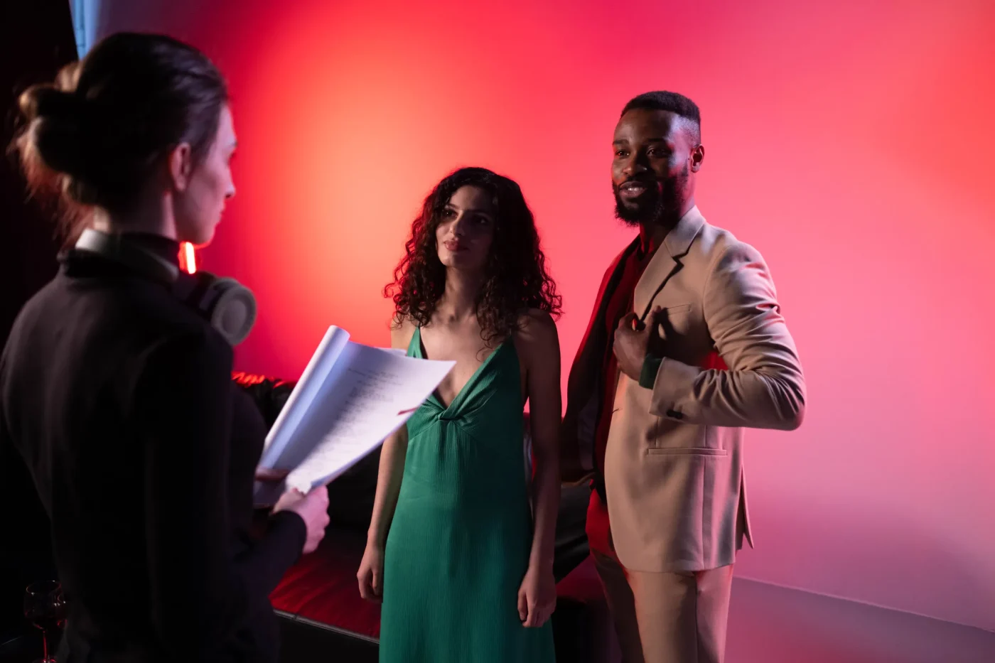 Il cast completo e la presenza italiana