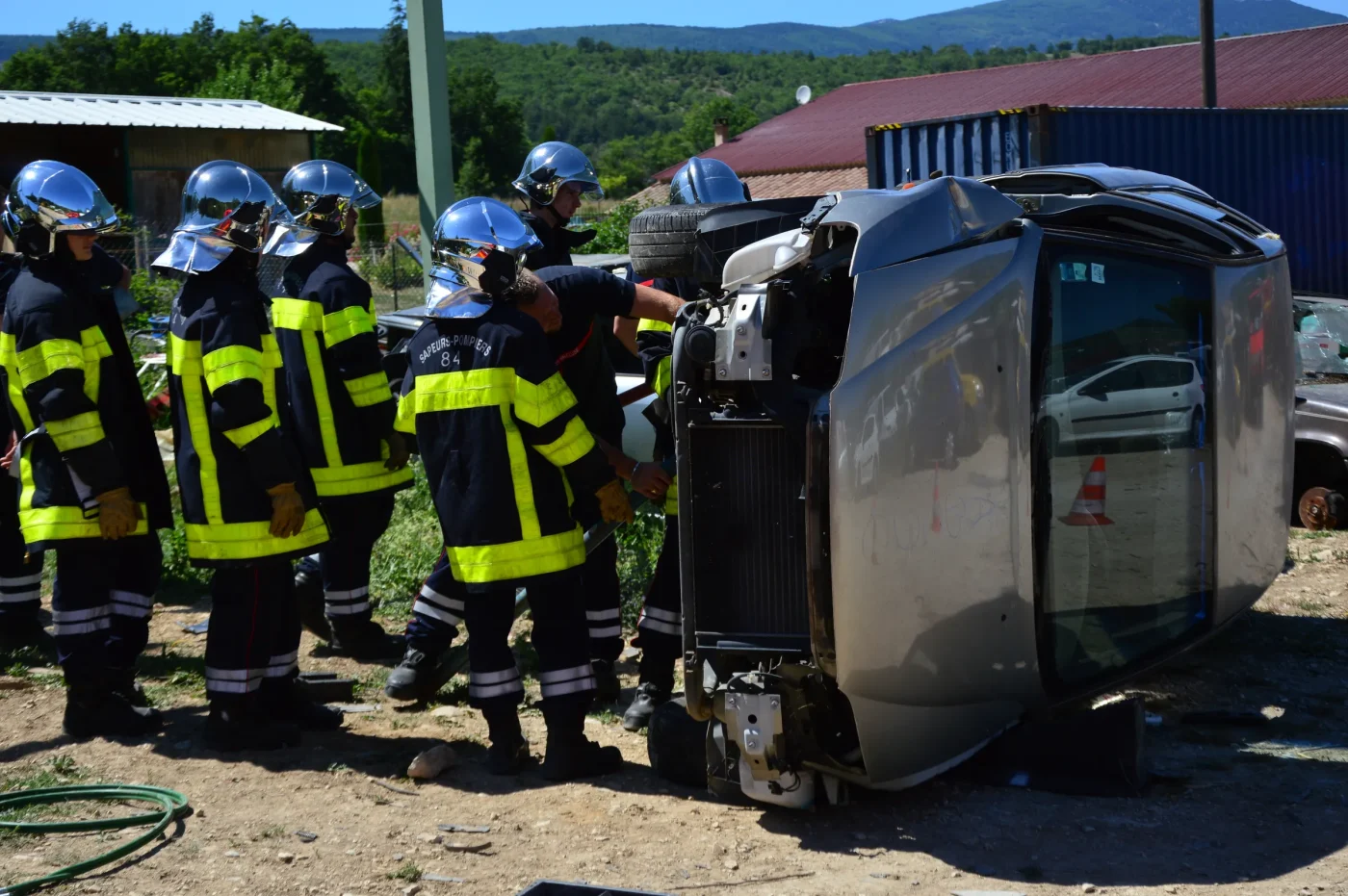 La dinamica dello schianto e la prima ricostruzione a Cassano Magnago