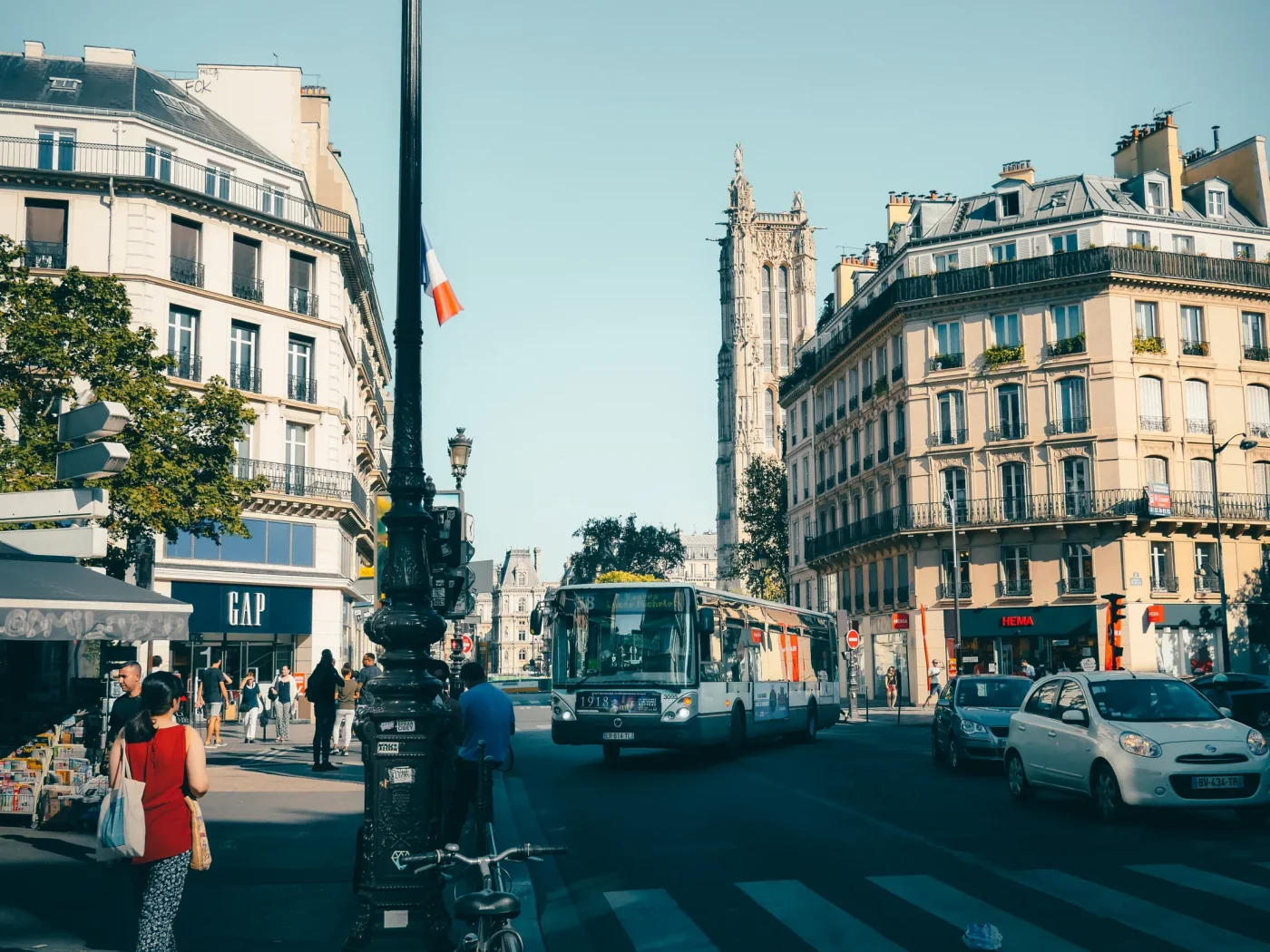 Come cambia il trasporto pubblico locale: linee deviate e bus