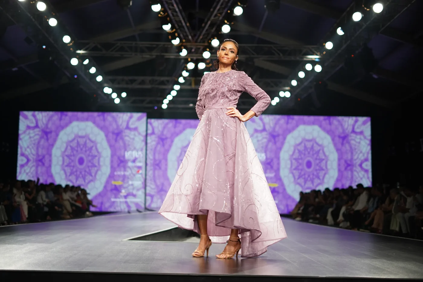 Canoni estetici e proporzioni nell'alta moda: come si definisce il profilo