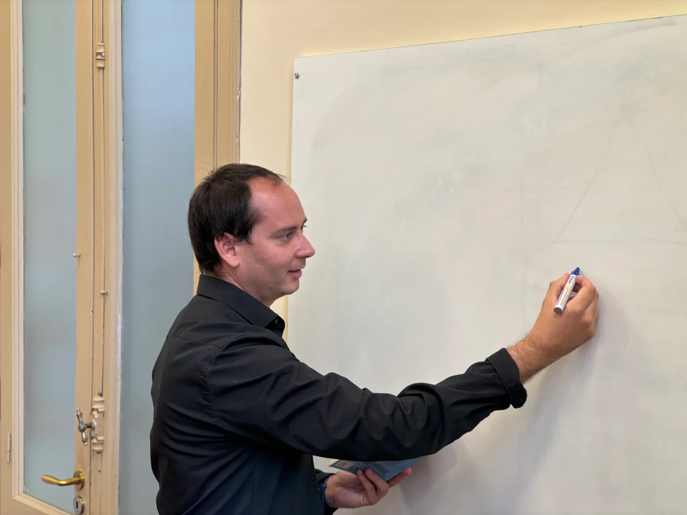 Come si struttura il percorso e chi guida i laboratori