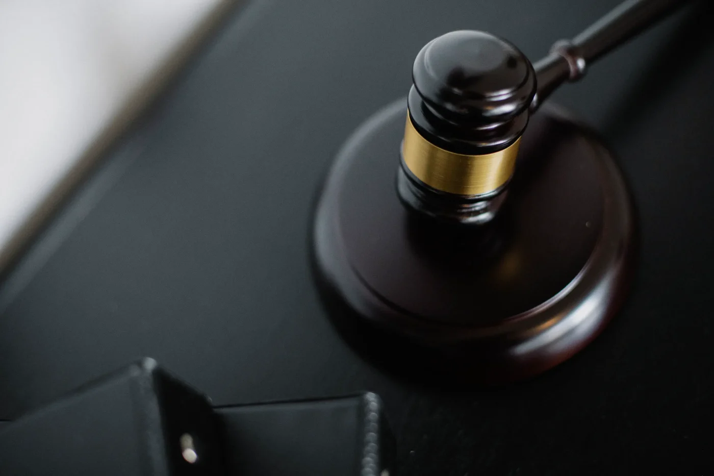 Miti e realtà sulla figura pubblica dell'ex magistrato