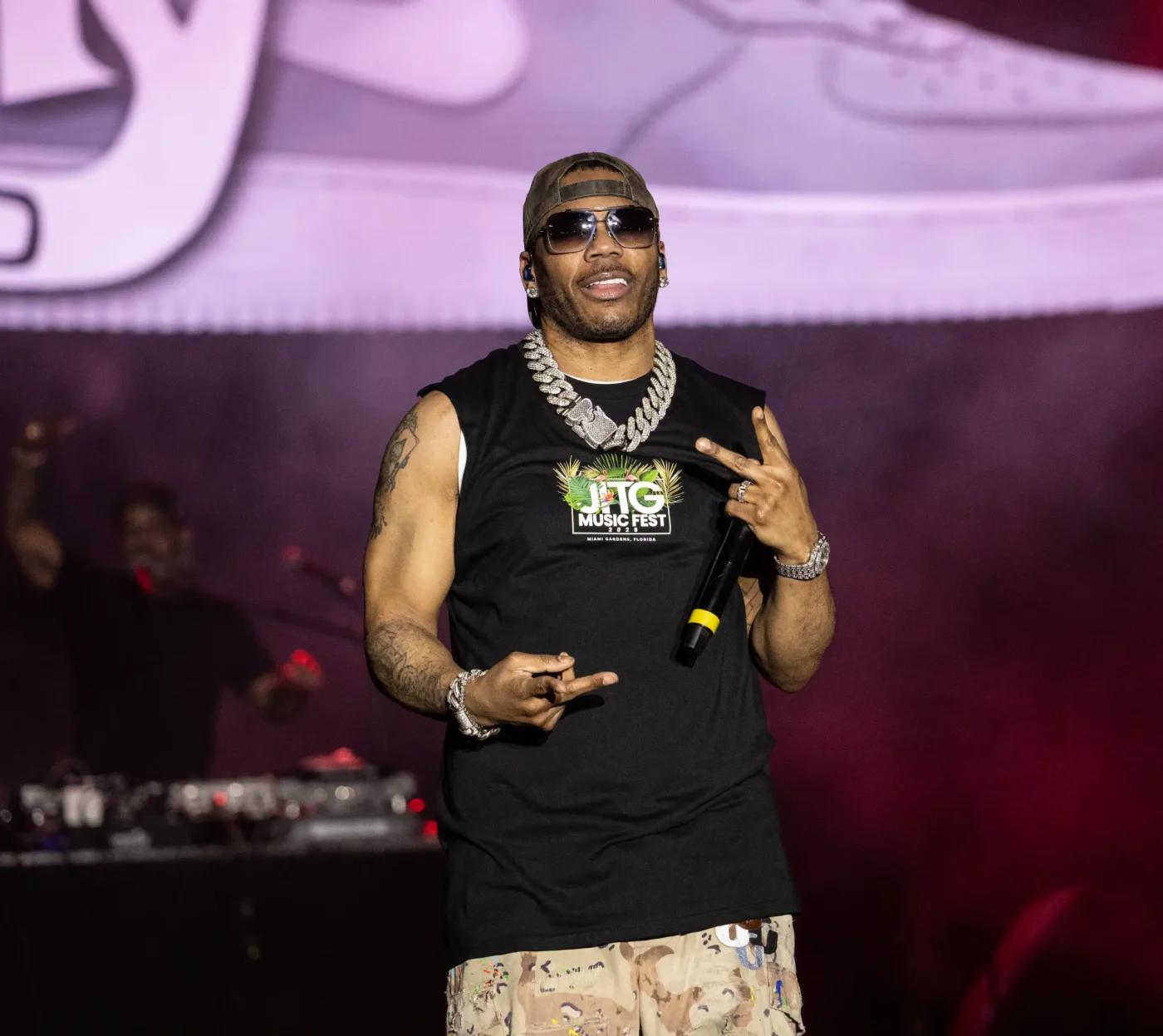 Rapper Nelly performs onstage during the Jazz In The Gardens Music Festival.