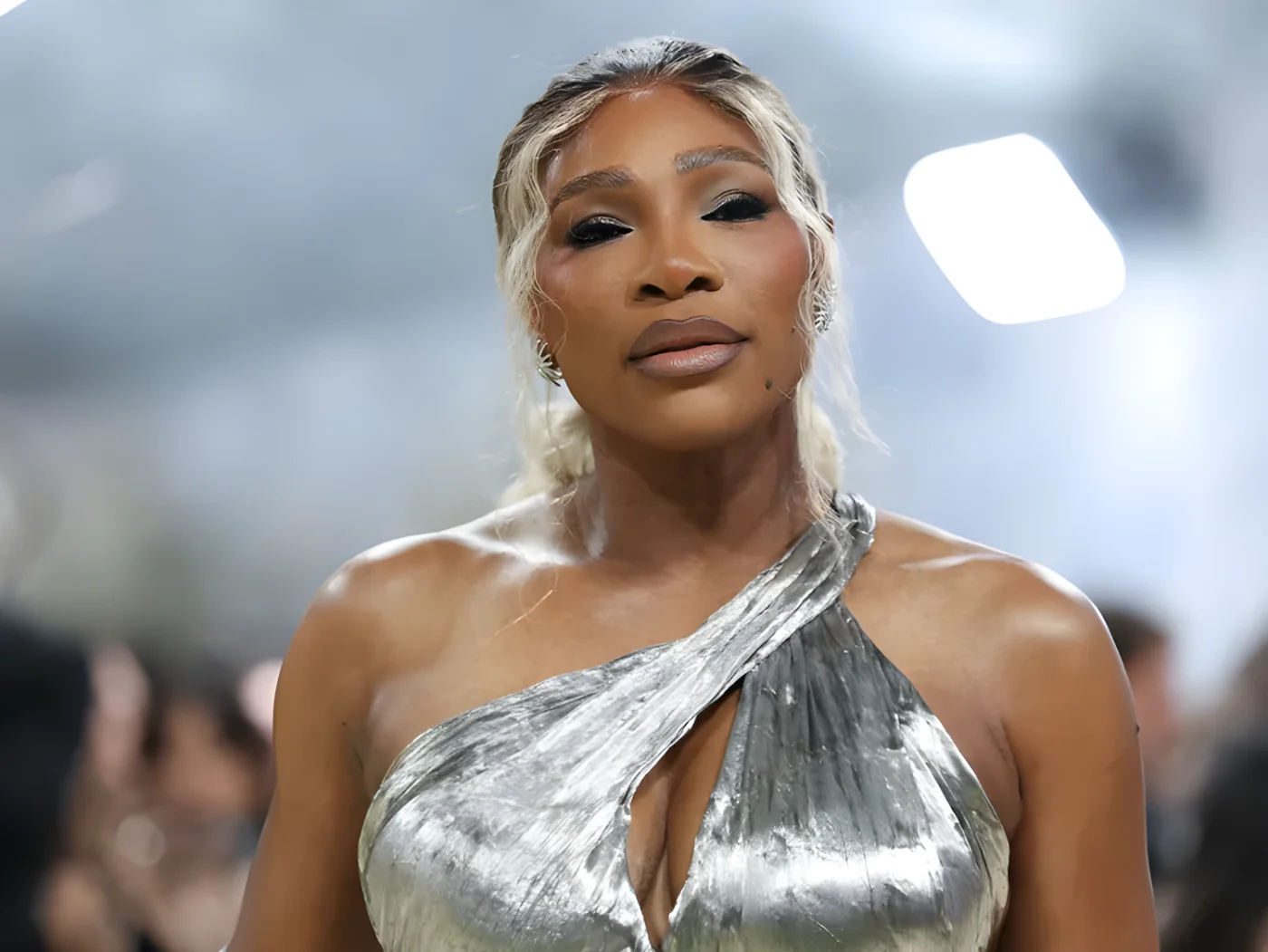 Serena William with a ponytail at an event