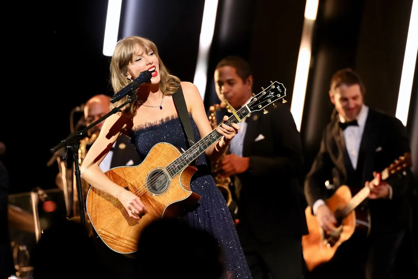 Taylor Swift performing on October 17, 2026.