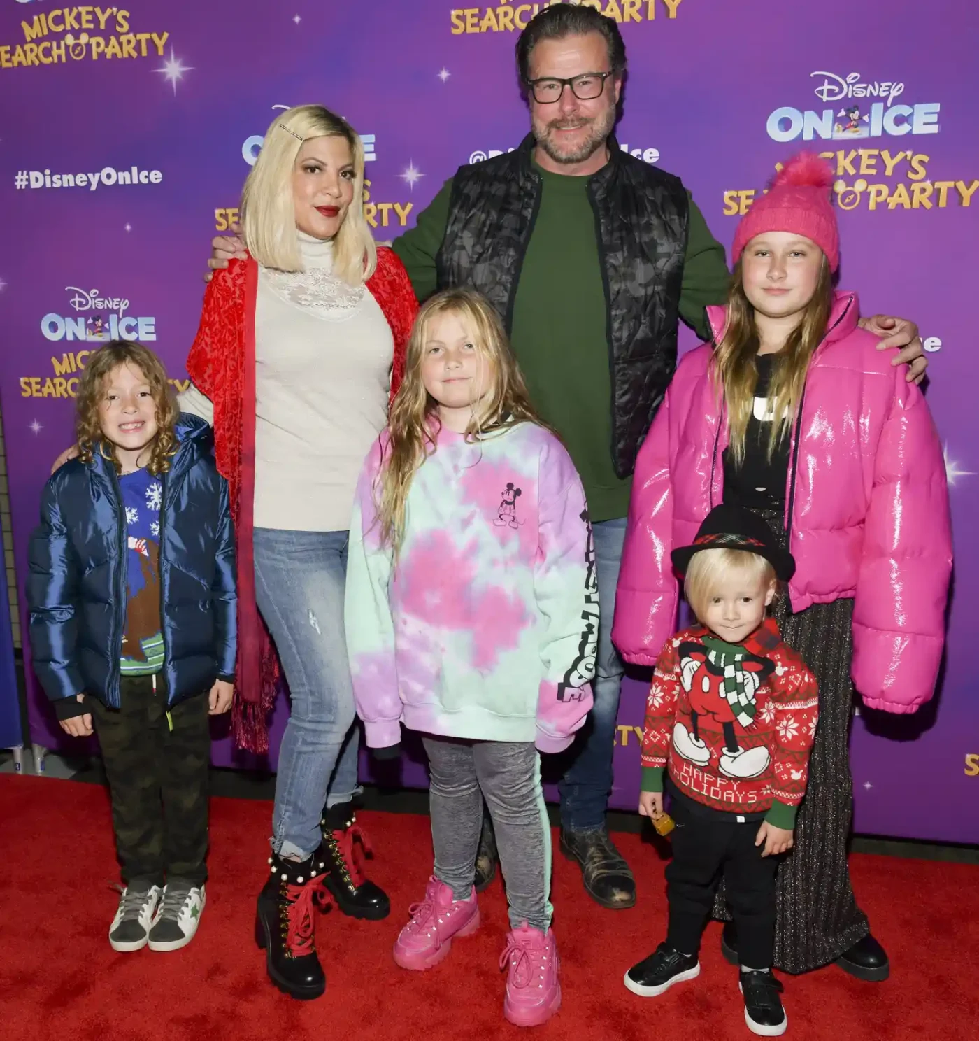 Tori Spelling and Dean McDermott with their kids at Disney On Ice in December 2019.