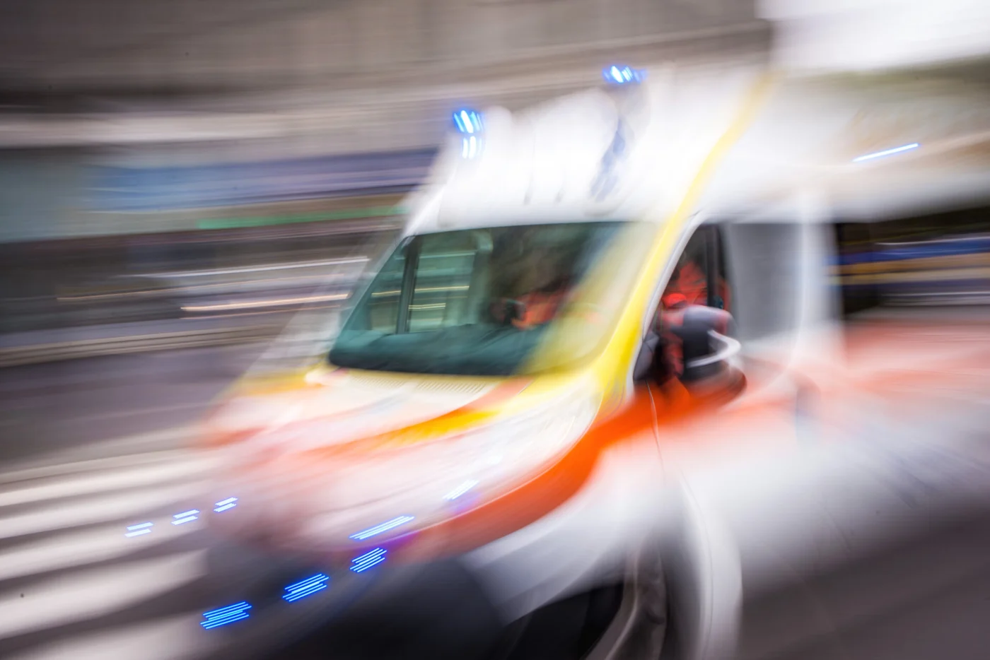 Verano Brianza, dramma in via Comasina: uomo di 75 anni trovato senza vita in un camioncino
